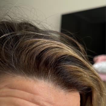 Hüseyin Polat Kuaför Saç Boyama Ve Kesim Hizmetinden Memnun Kalmadım