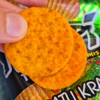 Görselden Farklı Ve Aşırı Baharatlı Krispi Kraker Hayal Kırıklığı