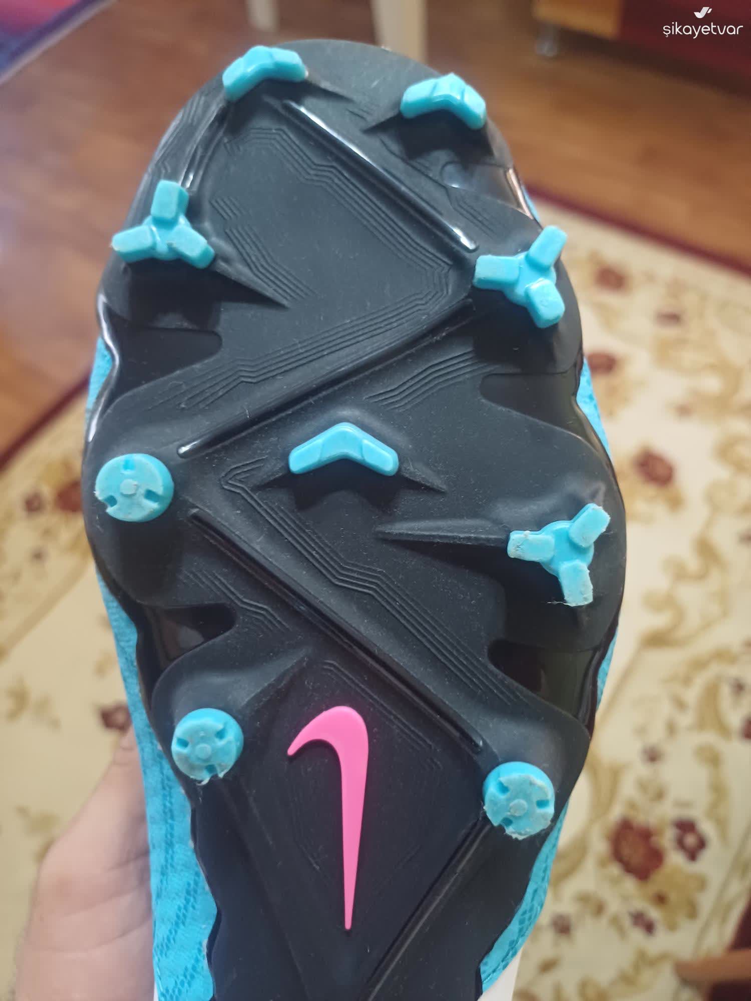 nike soccer cleats return