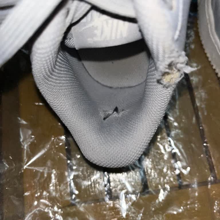 I Report Premature Deformation on Nike Sneakers from Sneaks Up