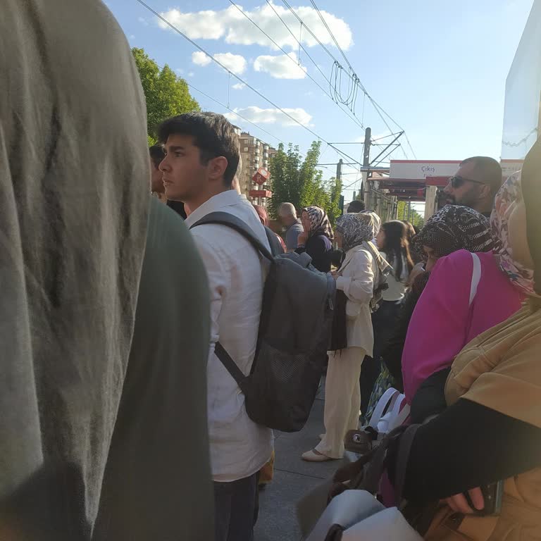 Tramvay Arızası Ve Ulaşım Çilesi: Kayseri'de Hizmet Sıfırlandı