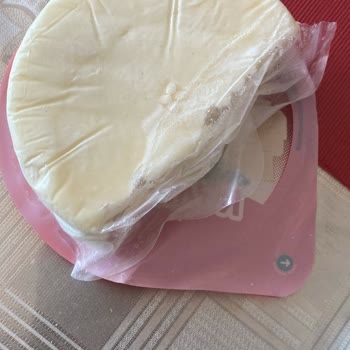 Migros'tan Alınan Bahçıvan Kaşar Peynirinde Kimyasal Tat Ve Koku Sorunu