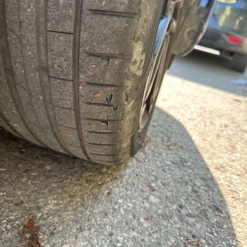 30.000 Km’de Parçalanan Lastikler: Hankook Sorumluluktan Kaçıyor!