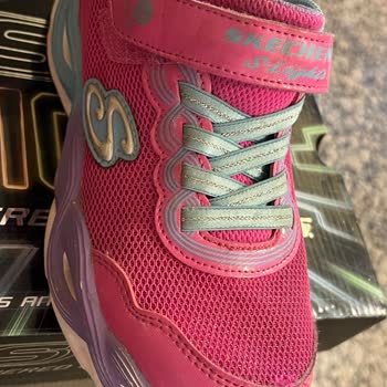 3 Ayda Yıpranan Skechers Ayakkabıya Boyner'den Olumsuz Yanıt!