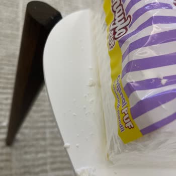 Maylo Puf Peçeteden Beyaz Toz Dökülmesi Sorunu