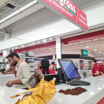 Kurtlu Kahveye Kötü Muamele Ve İlgisiz Müdür