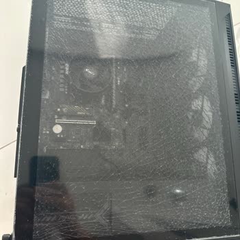 Sinerji Bilgisayar Siparişimde Hasarlı Ürün ve Yetersiz Müşteri Hizmeti Deneyimi