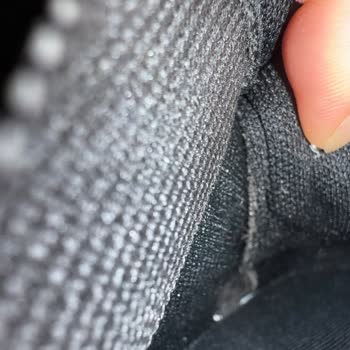 Yeni Alınan Ayakkabının Sol Tekinde Rahatsızlık Veren Kumaş Parçası Sorunu