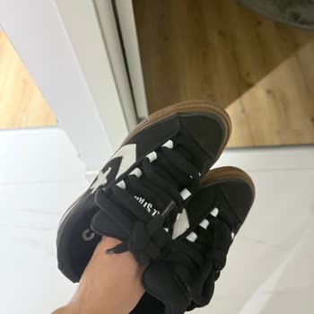 Yeni Alınan Ayakkabının Sol Tekinde Rahatsızlık Veren Kumaş Parçası Sorunu