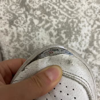 Aldığım Ayakkabılarda Sürekli Sorun Ve Servis Çözüm Üretmiyor