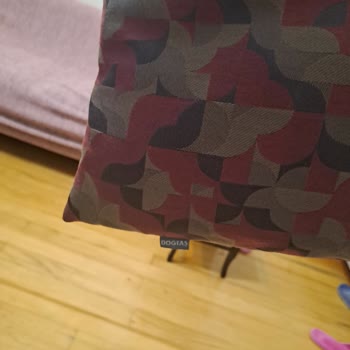 Oturma Grubu Yastıkları Kısa Sürede Deforme Oldu