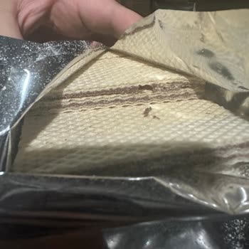 Aldığım Hoşbeş Gofret Bayat Ve Eksik Kremalı Çıktı