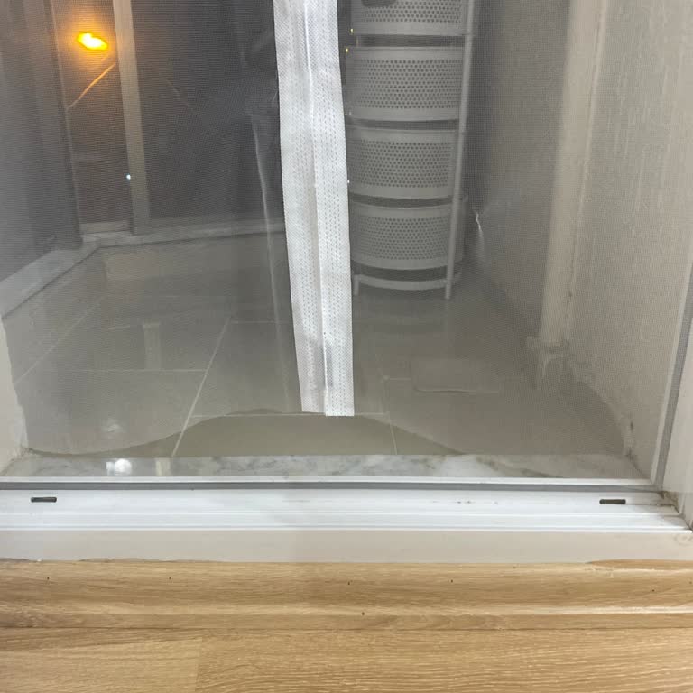 Omak Ev Gereçleri 210 Cm Yazmasına Rağmen İçinden 200 Metrelik Tül Çıkıyor