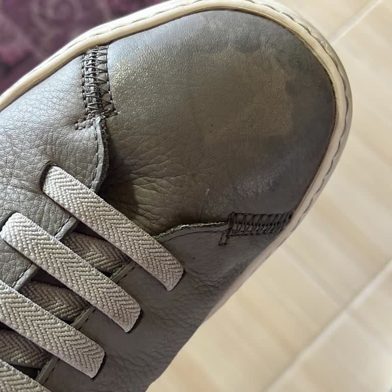 Glint Bitkisel Çözücü Ayakkabımda Ürün Nedeniyle Renk Açılması Yaşadım