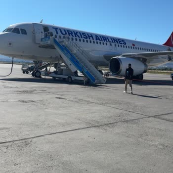 Ajet Uçuşunda Sağlık Sorunuma Kabin Ekibinin İlgisiz Ve Saygısız Yaklaşımı