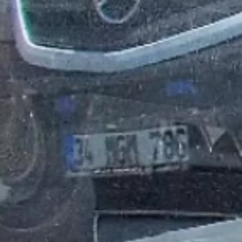 Ambulans Sürücüsünün Tehlikeli Ve Hızlı Sürüşüyle Karşılaştım