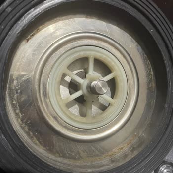 Satın Aldığım Temizlik Robotunda Paslanma Ve Yetersiz Teknik Servis Hizmeti