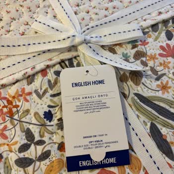 English Home Yanlış Fiyatlandırma Ve İlgisiz Mağaza Deneyimi