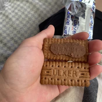 İkram Bisküvisinde Krema Eksikliği Hayal Kırıklığı Yarattı
