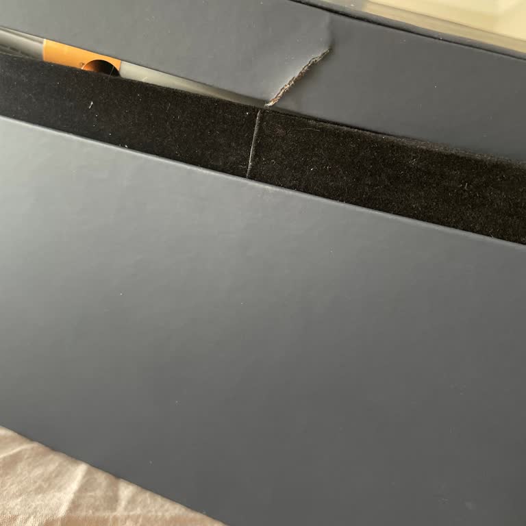 Aldığım Dyson Airwrap Ürünü Kullanılmış Ve Faturasız Çıktı, Mağdur Oldum