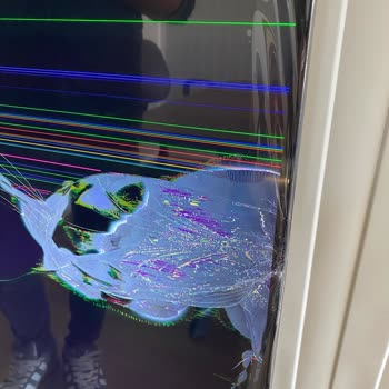 Kırık Gelen Televizyonun Değişimi Yapılmıyor