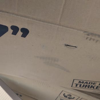 Aras Kargo Tokat Şubesi'nde Paketim Zarar Gördü, Müşteri Temsilcileri İlgisiz Kaldı