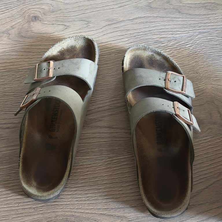 Birkenstock Terlikte Kötü Koku Ve Kalite Farkı Sorunu