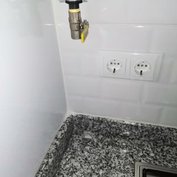 Sözleşmedeki Kombi Gücü Yerine Düşük KW Kombi Teslim Edildi Firma İletişime Geçmiyor