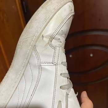 3 Ayda Deforme Olan Ayakkabı, İlgisiz Satıcı Ve Mağdur Müşteri