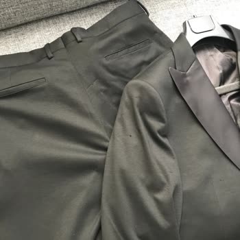 Düğünde Bir Gün Giyilen Smokin Deforme Oldu, Ürün İncelemesi Sonuçsuz Kaldı