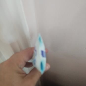 Sensodyne Diş Macunu Alt Kısmı Patladı, Hijyen Sorunu Yaşadım