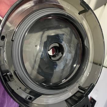 Kırık Kapak Sorunu Ve Yetersiz Garanti Hizmeti