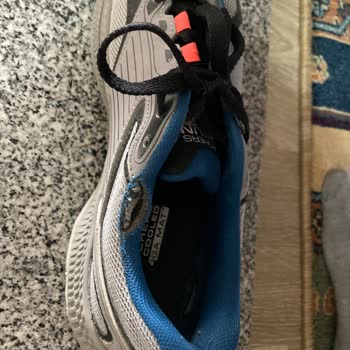 Skechers Ayakkabı Kısa Sürede Kenarlarından Açıldı Mağduriyet Yaşadım