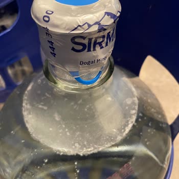 Sırma Su Cam Damacanadan Çıkan Yabancı Madde Ve Bayi Tavrı Şaşkınlık Yarattı