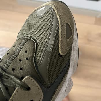 Nike Ayakkabımda Delik Oluştu Mağaza Sorumluluğu Kabul Etmiyor