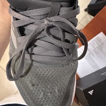 Adidas Yürüyüş Ayakkabım Kısa Sürede Yıprandı Firma Sorumluluk Almadı
