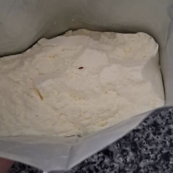 Aptamil Mama Paketinden Canlı Böcek Çıkması Şokunu Yaşadık