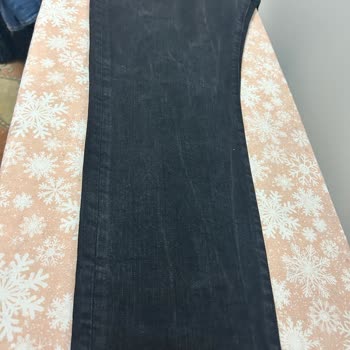 İlk Yıkamada Lekelenen Pantolon İçin LTB'den Tatmin Edici Çözüm Alamadım