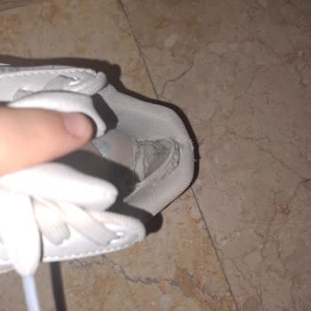 Kısa Sürede Yırtılan Puma Ayakkabıya Olumsuz Mağaza Desteği