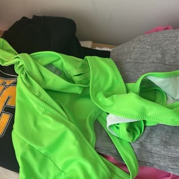 Aldığım Mayo Görselden Tamamen Farklı, İade Ve Destek Yok