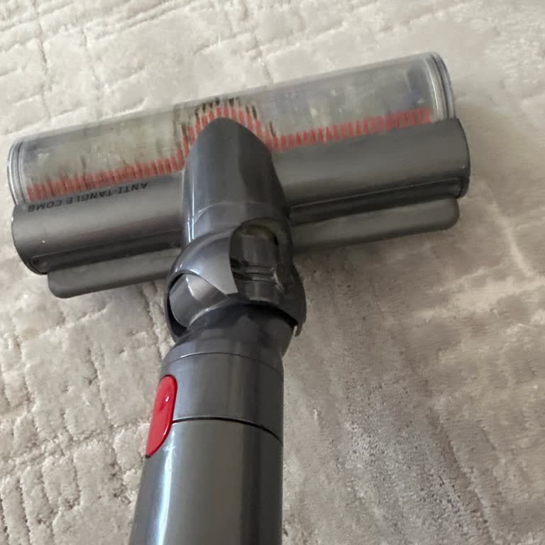 Dyson V15 Süpürge Parça Talebim 2 Yıldır Çözülmüyor: Mağduriyetim Giderilsin!