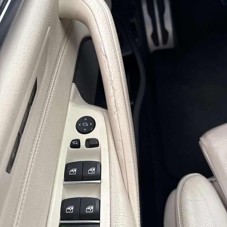 BMW Araçta Kapı Kollarında Erime Sorunu Ve Destek Talebi