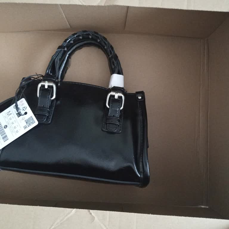 Paquete de regalo no recibido de Stradivarius tras pago