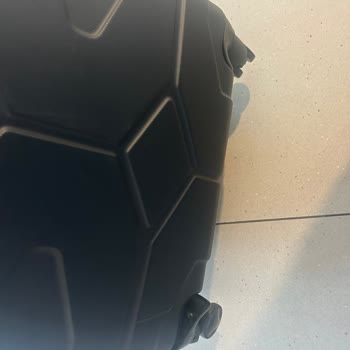 I Report Broken Wheel And Torn Handles On Etihad Luggage After Flight