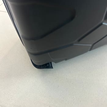 I Report Broken Wheel And Torn Handles On Etihad Luggage After Flight
