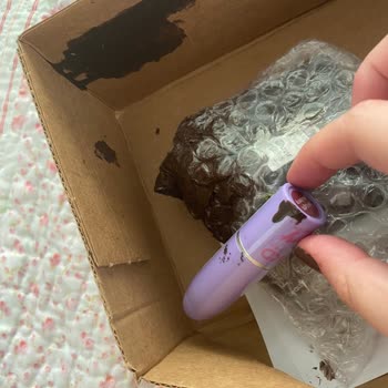 Eksik Paketleme Nedeniyle Kargoda Oje Kırıldı, Ürünler Zarar Gördü