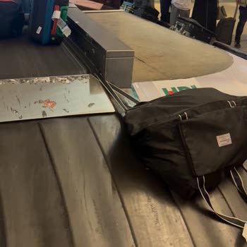 Valizim Hasarlı Teslim Edildi, Çalışanlar İlgisiz Ve Saygısız Davrandı