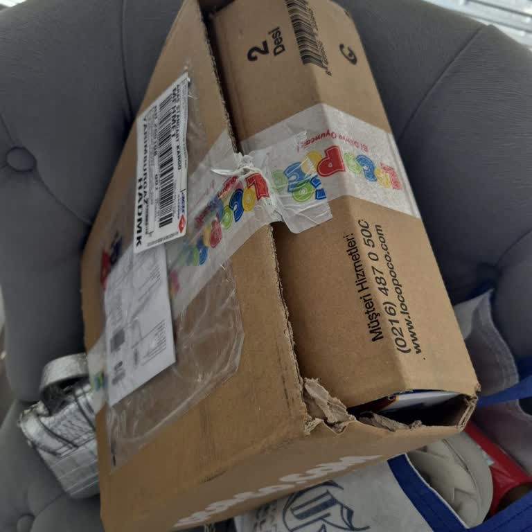 Loco Poco Siparişim Darbe Almış Ve Kötü Görünümlü Paketle Teslim Edildi