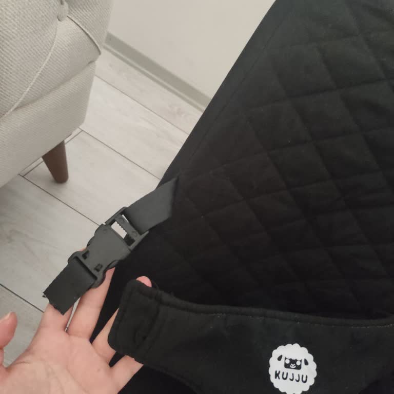 Kujju Marka Ana Kucağının Emniyet Kemeri Koptu, Bebeğim Düştü