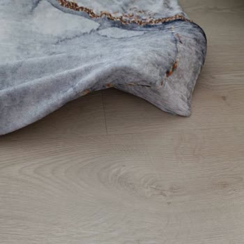 Aldığım Halı Örtüsü Kalitesiz Çıktı, Para İadesi Yapılmıyor